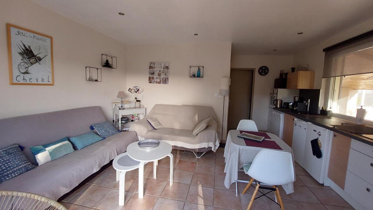 Villa Le Prieure à La Motte-de-Galaure Extérieur photo